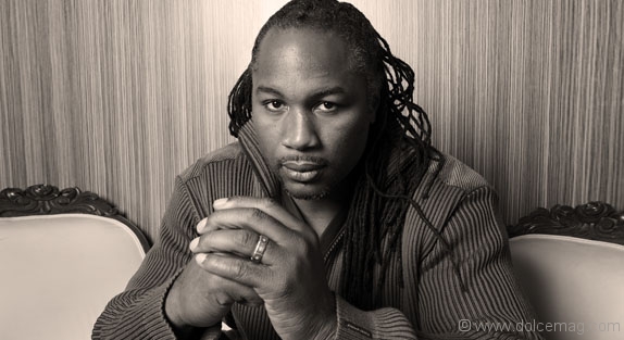 Lennox Lewis – Outside The Box